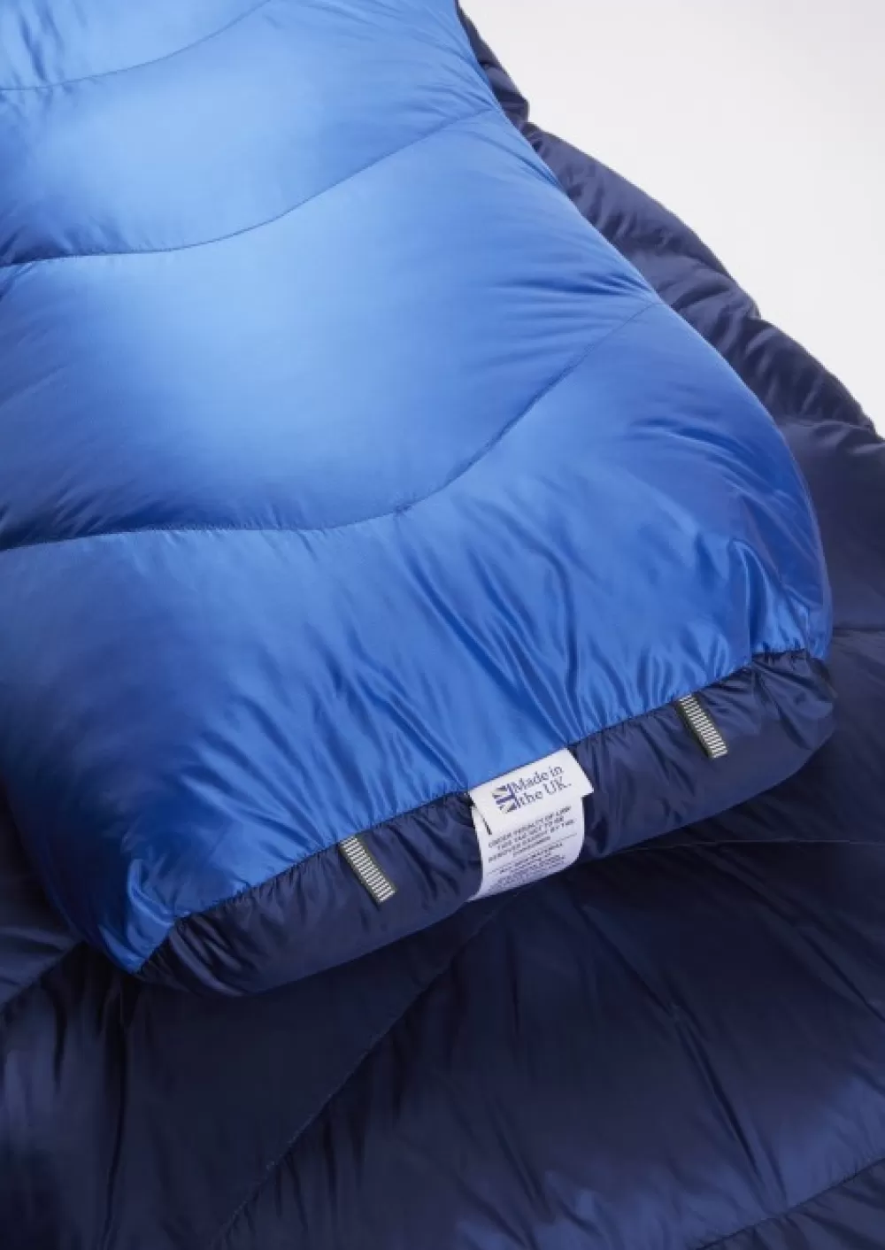 Kolmen Vuodenajan Makuupussit | Rab Equipment Rab Neutrino 400 Left Zip, Long, -7°C Nightfall Blue Unisex